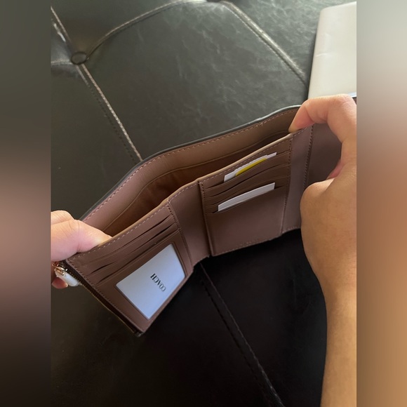 Coach Wallet - Picture 6 of 7